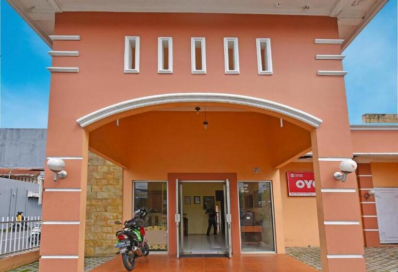 בית מלון כפרי Oyo 3722  Mutiara