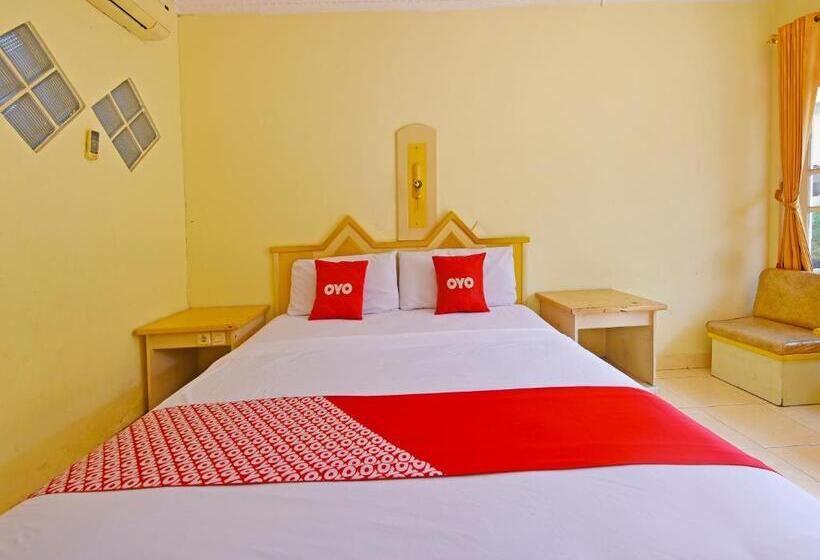 בית מלון כפרי Oyo 3722  Mutiara