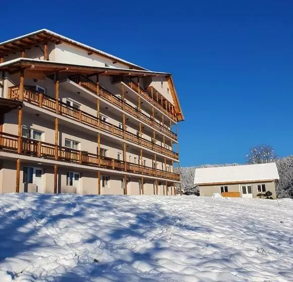 هتل Perla Apusenilor