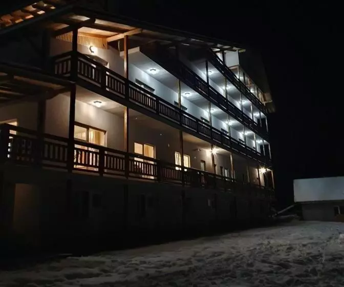 هتل Perla Apusenilor