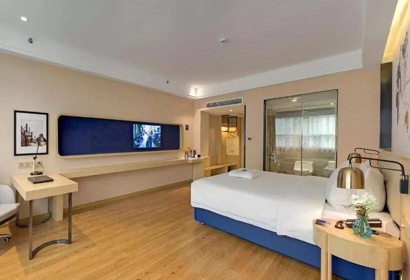 Kyriad Hotel Leiyang West Lake Amusement Park