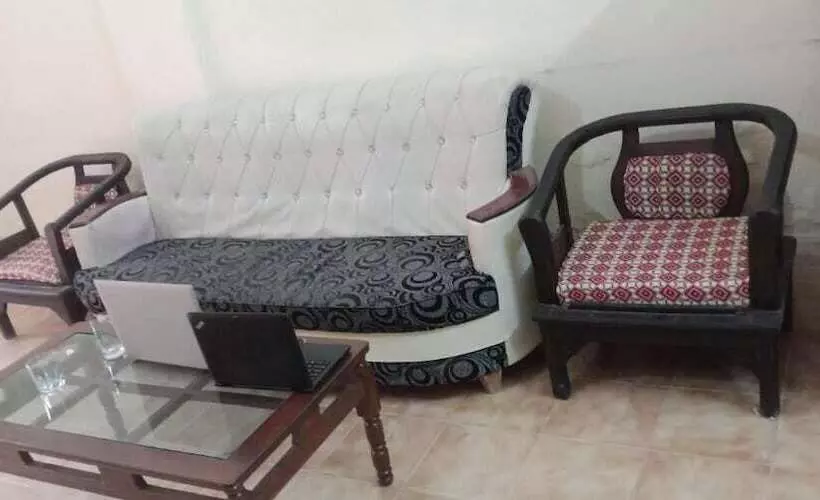 پانسیون Autobahn Guest House