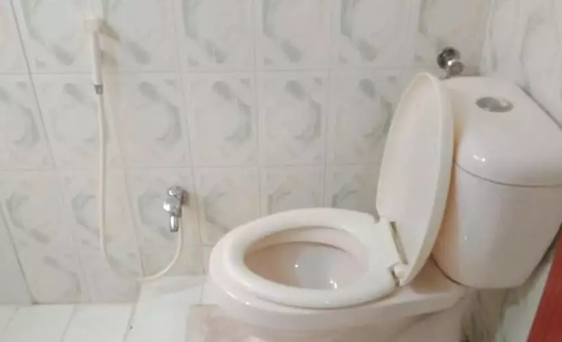 پانسیون Autobahn Guest House