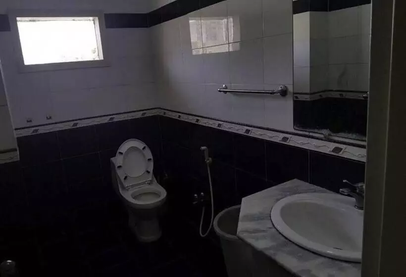 پانسیون Autobahn Guest House