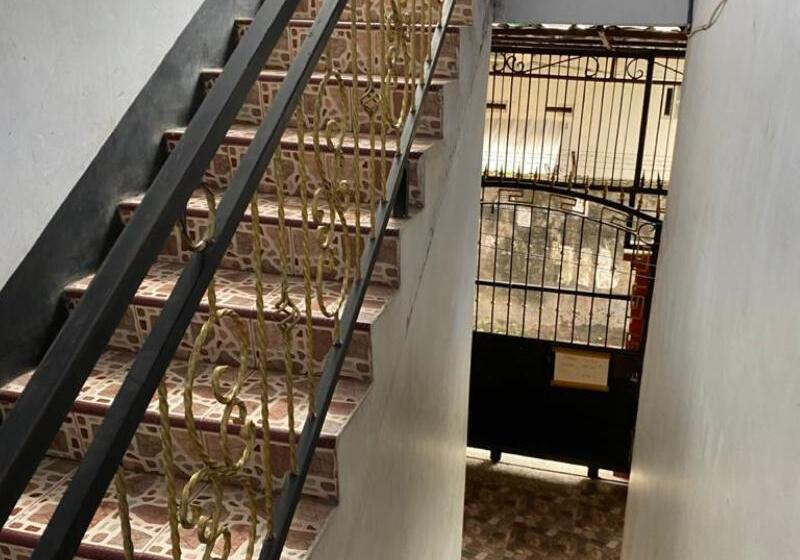 פנסיון Homestay Lestari Makassar