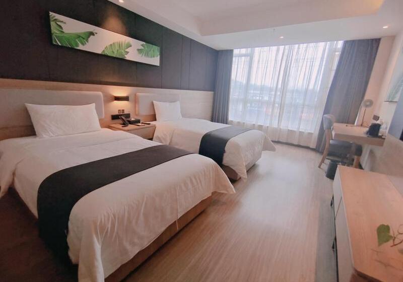 Thank Inn Plus Hotel Mianyang Normal University