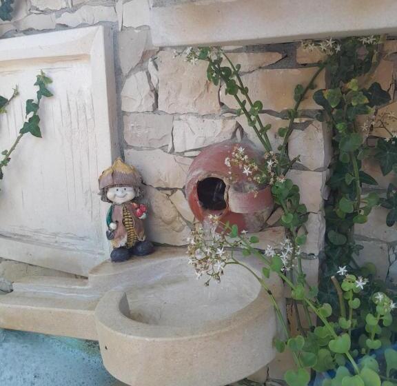 تختخواب و صبحانه Refugio Das Artes