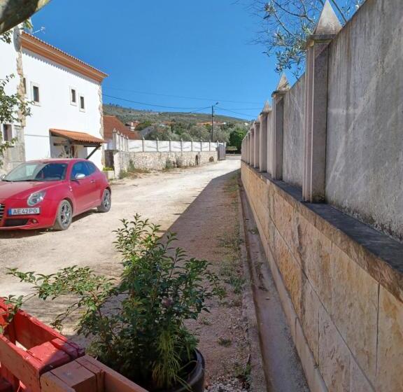 تختخواب و صبحانه Refugio Das Artes