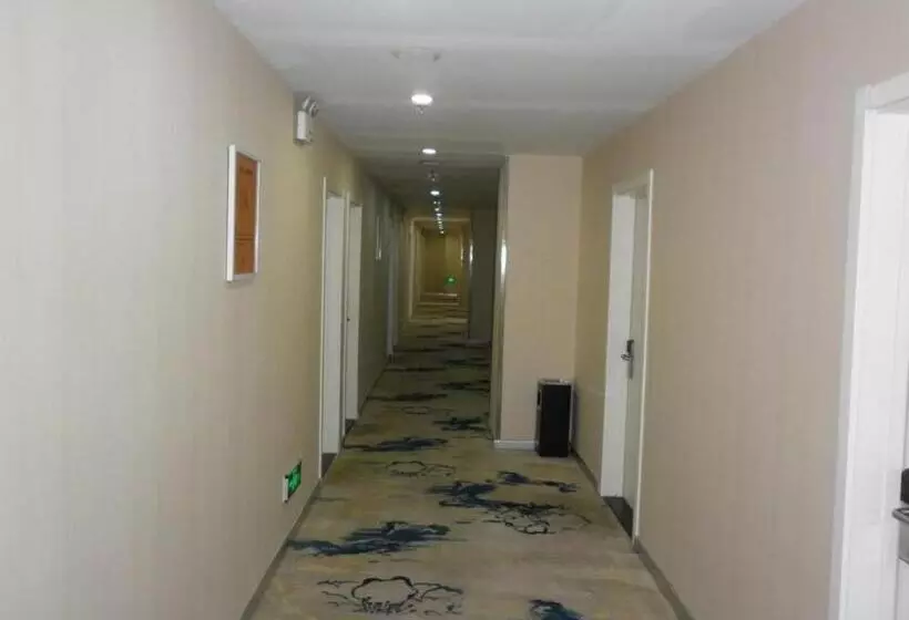 Hotelli 7 Days Inn Tianjin Development Zone Fifth Street Convention Center