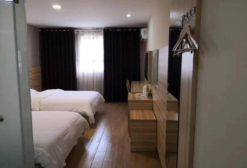 בית מלון כפרי 7days Inn Changsha Yinpenling Ridge Aux Plaza