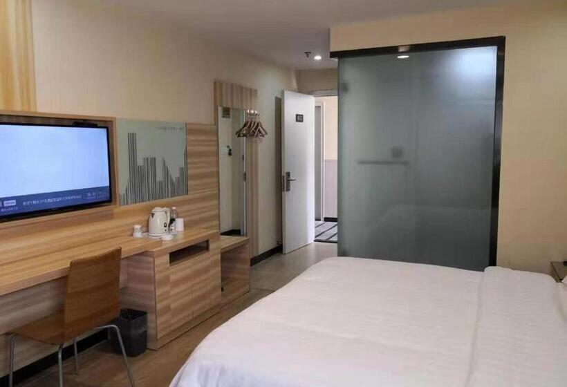 בית מלון כפרי 7days Inn Changsha Yinpenling Ridge Aux Plaza