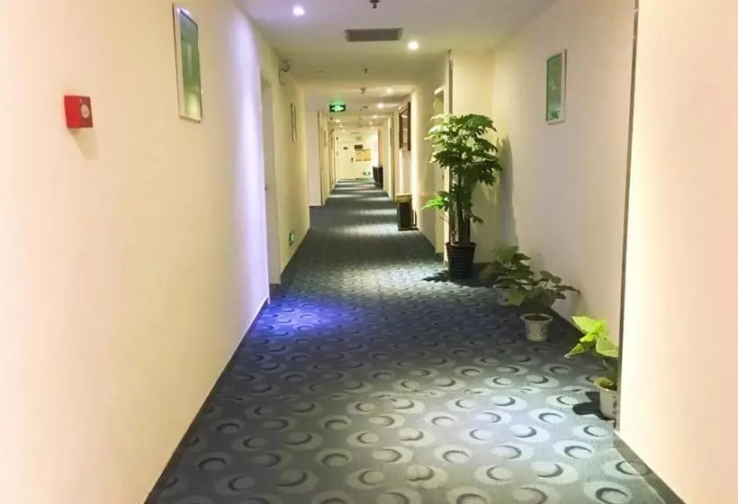 ホテル 7days Inn Shenzhen Airport Fuyong Great Ocean Road Phoenix Century Business Plaza