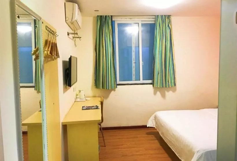 ホテル 7days Inn Shenzhen Airport Fuyong Great Ocean Road Phoenix Century Business Plaza