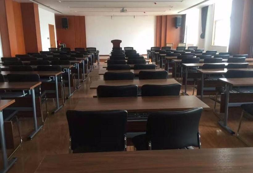 Otel 7days Premium Linyi Railway Station Branch