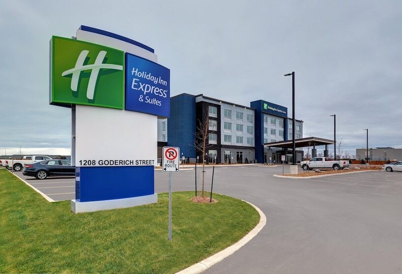 ホテル Holiday Inn Express & Suites   Port Elgin