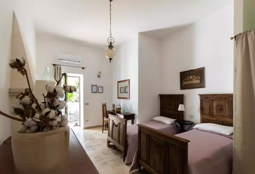 ホテル Masseria Parco Di Castro