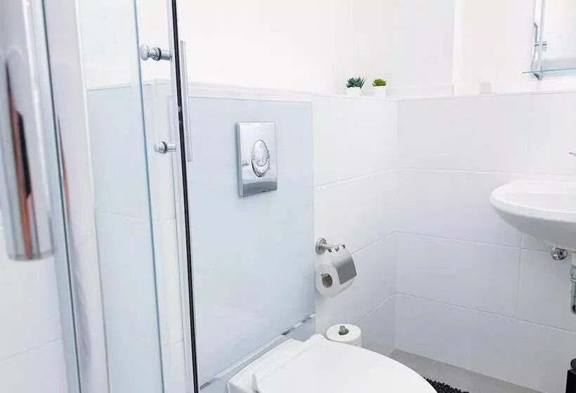 Relax Aachener Boardinghouse Premium 1