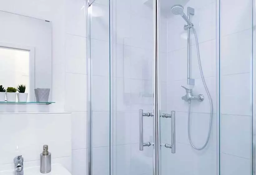 Relax Aachener Boardinghouse Premium 1