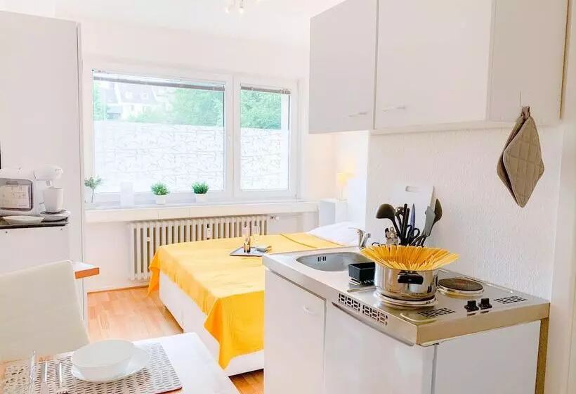 Relax Aachener Boardinghouse Premium 1