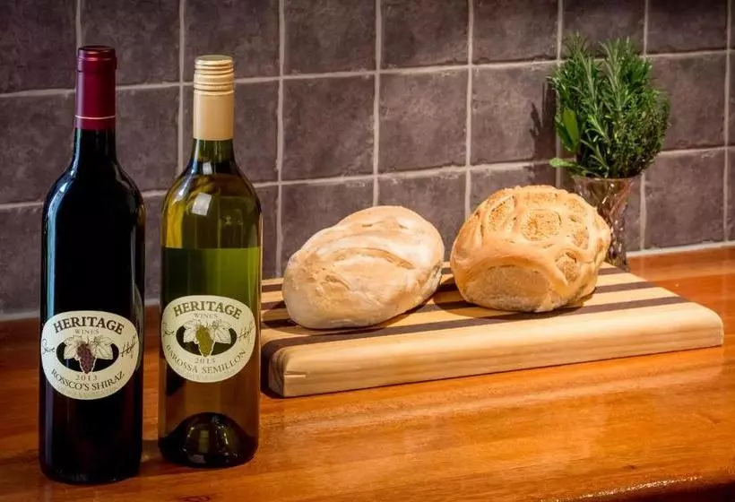 Aamiaismajoitus (B&B) Lucy's Cottage