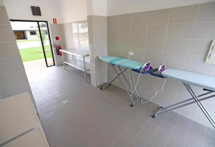 Eastend Studio Apartments