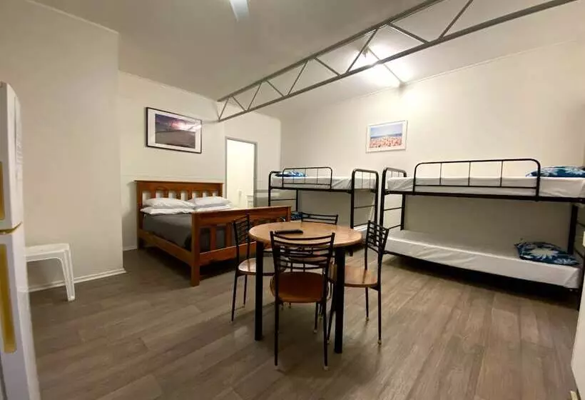 Hotelli Bundaberg Park Village