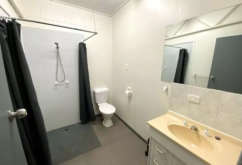 Hotelli Bundaberg Park Village