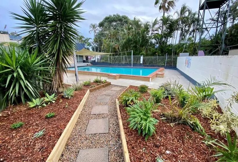 Hotelli Bundaberg Park Village