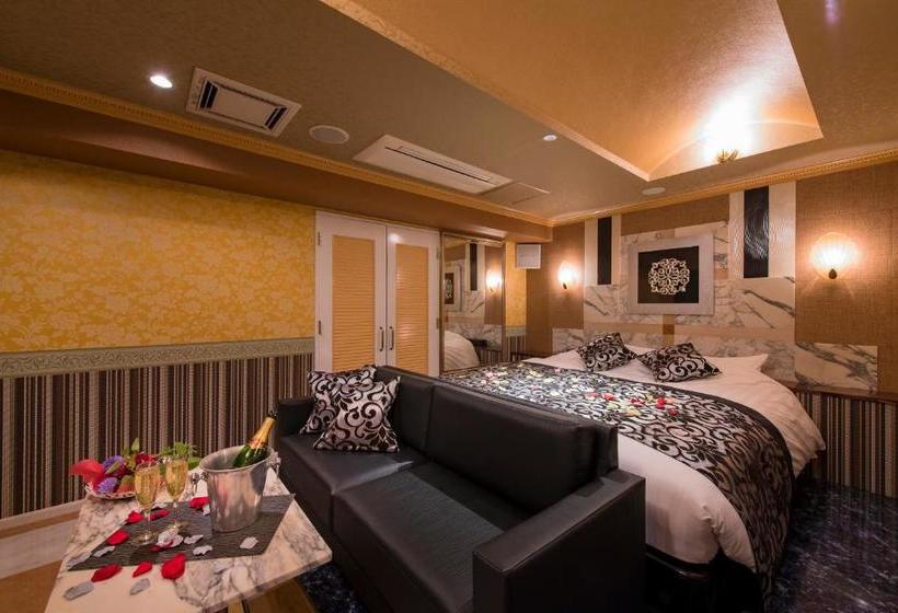 ホテル Cue Machida