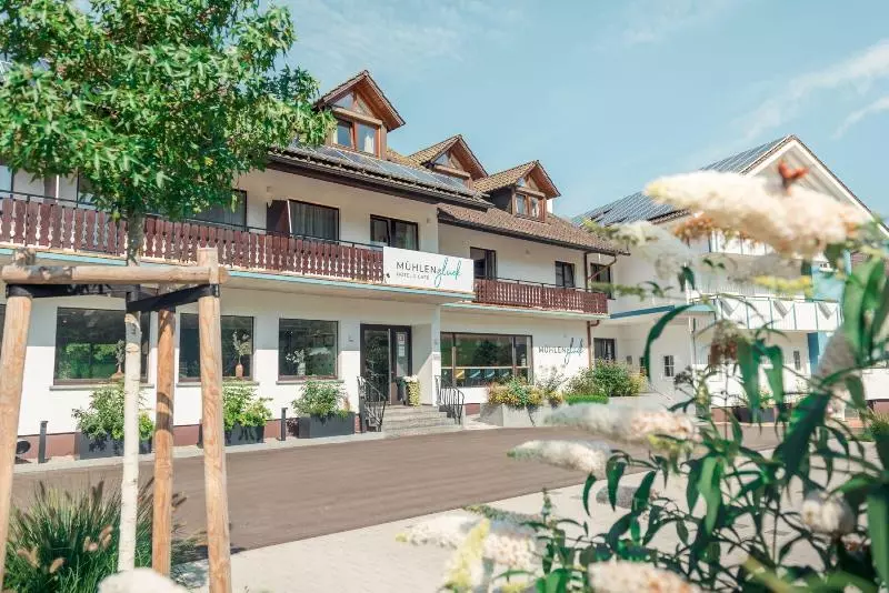 ホテル & Restaurant Muhlengluck
