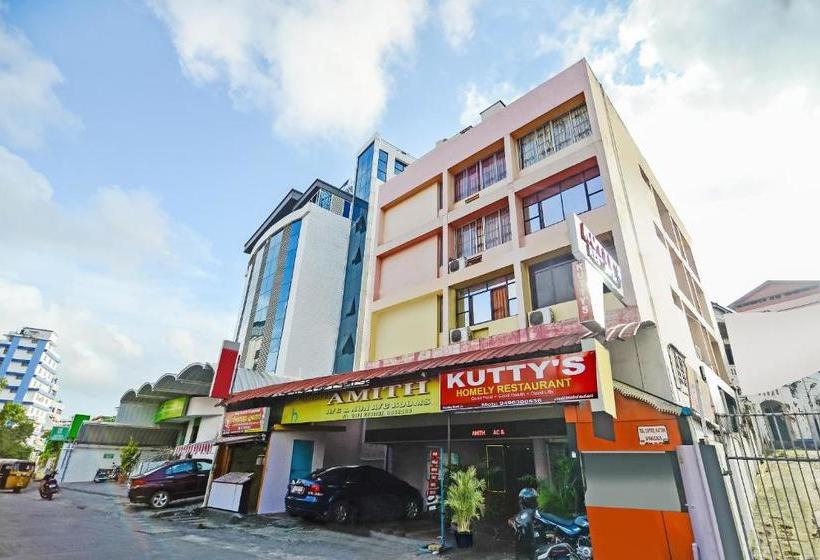 ホテル Vaccinated Staff  Spot On 46163 Amith