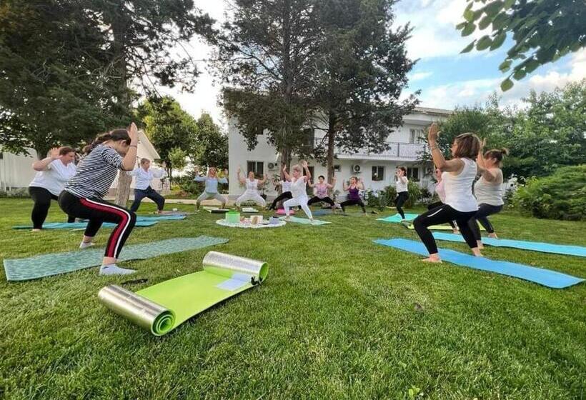 Pensão Boemul Neptun