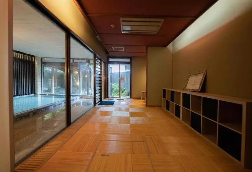 ریوکان Sakahijiri Nikko