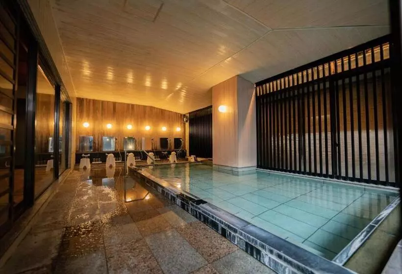 ریوکان Sakahijiri Nikko