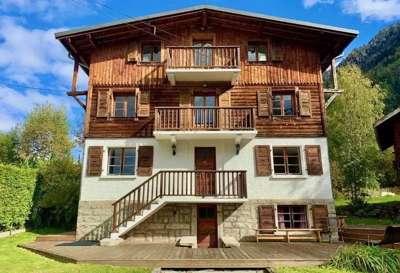The Castle, 10 Bedroom Chalet, Chamonix Centre