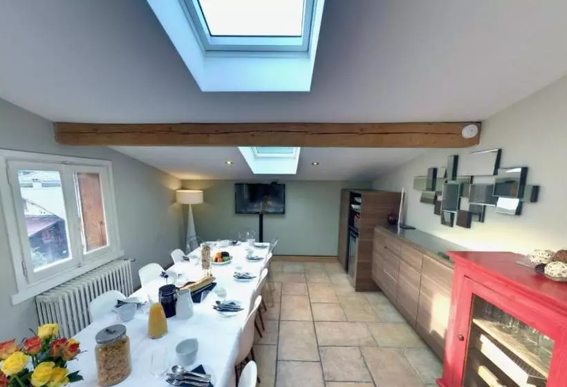 The Castle, 10 Bedroom Chalet, Chamonix Centre