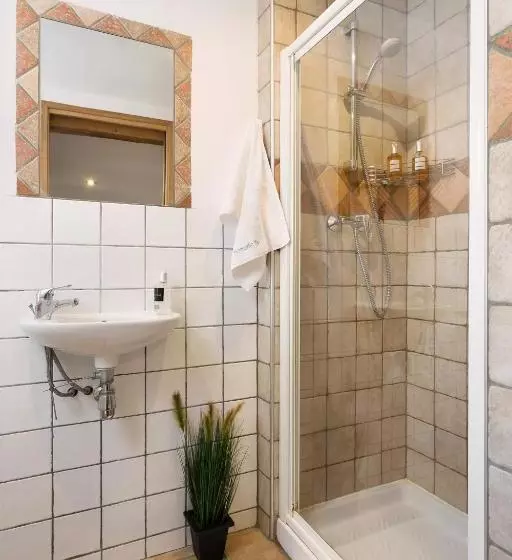 The Castle, 10 Bedroom Chalet, Chamonix Centre