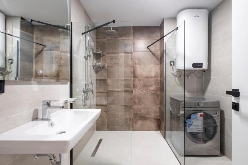 White Sails Residential