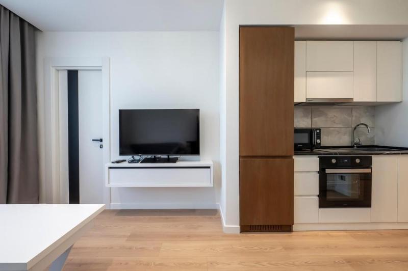 White Sails Residential