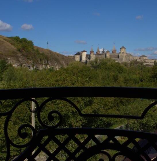 旅馆 Smotrytska Vezha