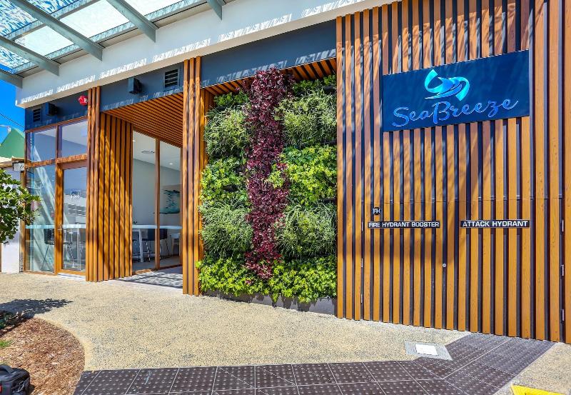 Отель Direct Collective Sea Breeze Mooloolaba