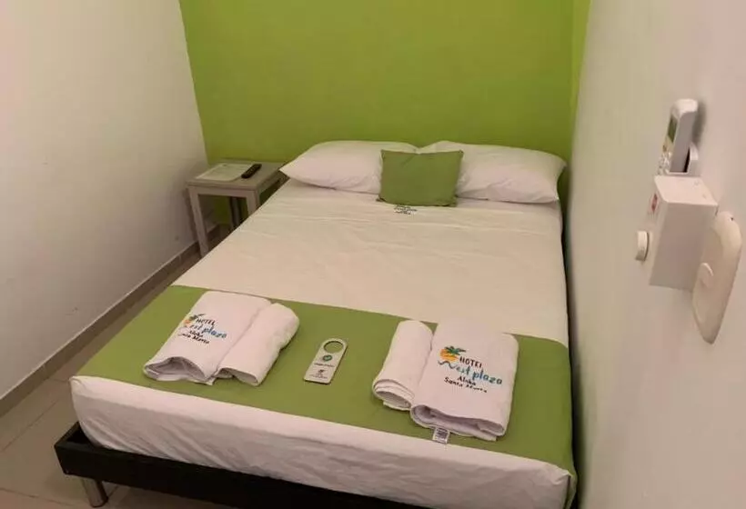 ホテル West Plaza