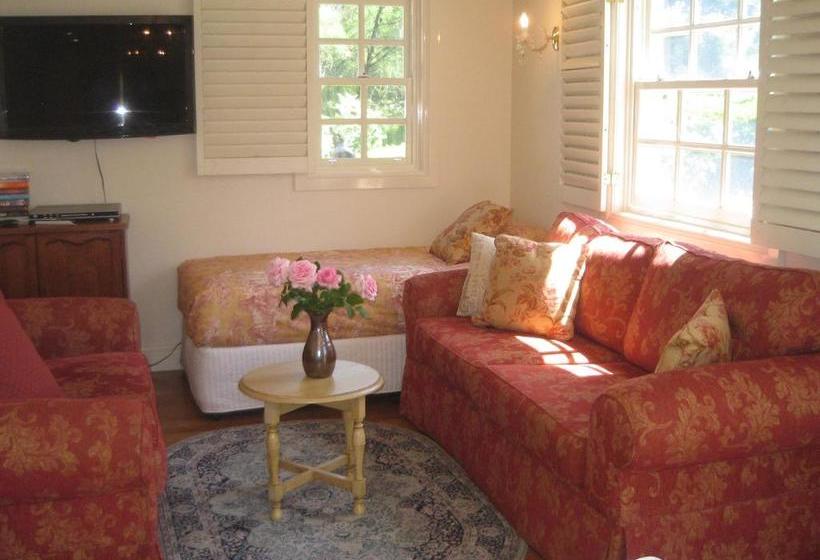 펜션 Annie's Cottage