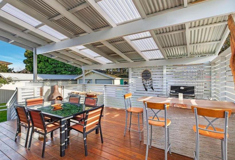 פנסיון Blue Summer House