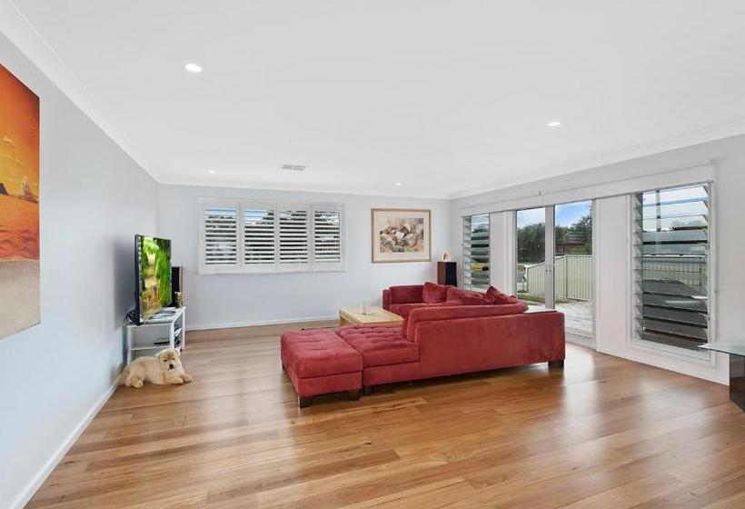 פנסיון Blue Summer House