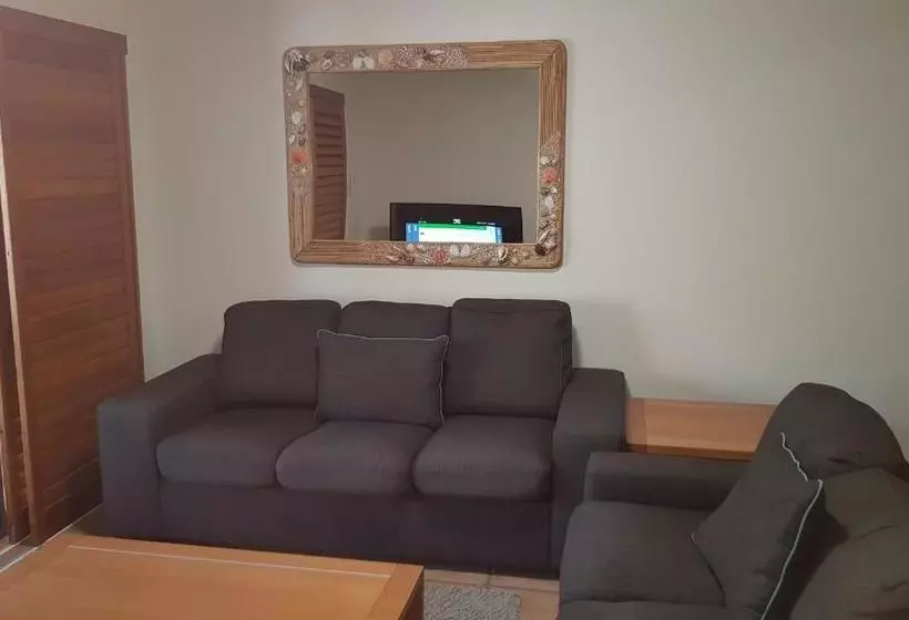 استراحتگاه Presidential Bungalow