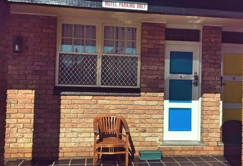 Richmond Inn Hotel Motel