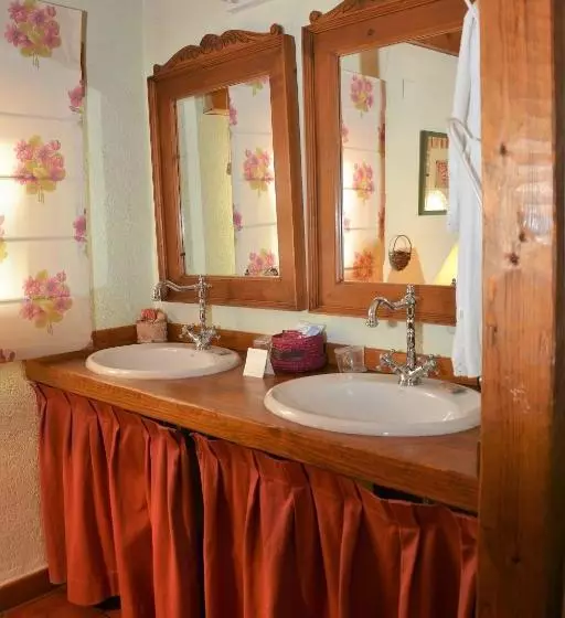 Apartamentos Lobiche