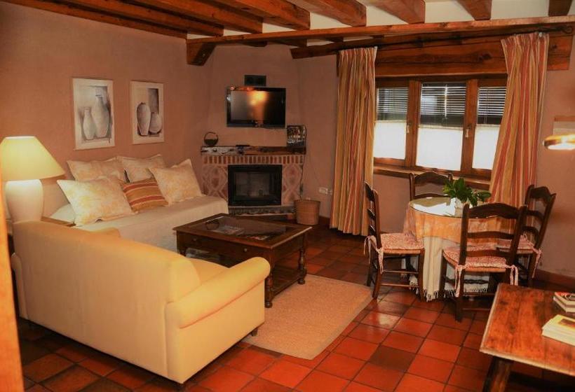 Apartamentos Lobiche