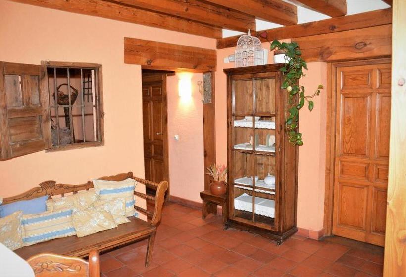 Apartamentos Lobiche